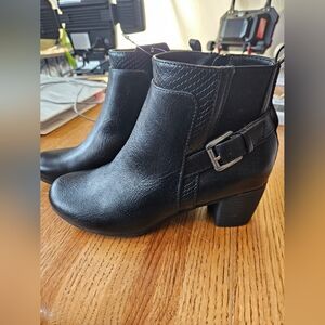 Croft & Barrow Black Ankle Boots With Ortholite Eco Sz 7 See Pictures